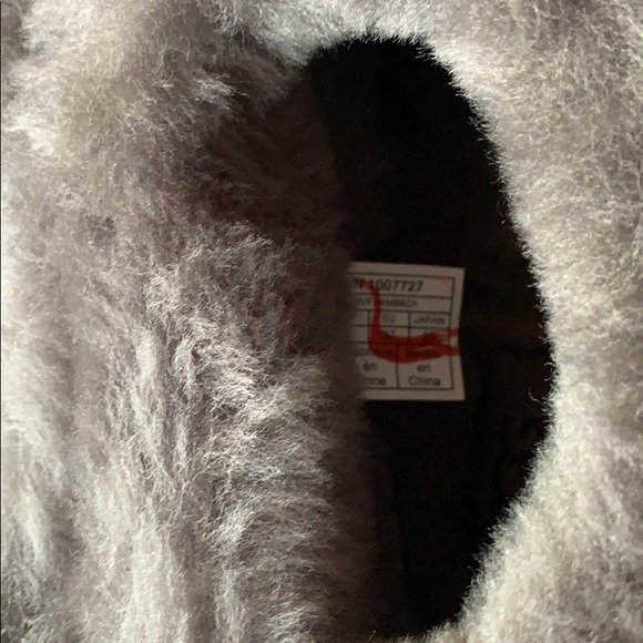 UGG NIB Black Wrin Slipper Moccasins - Picture 8 of 10